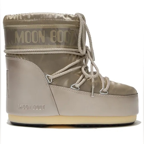 Women’s Moon Boot icon low glancePlatinum
